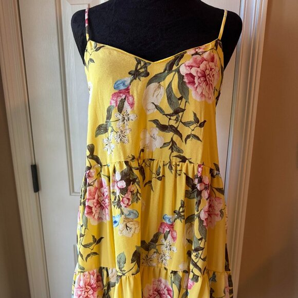 Vestique Mini Summer Botanicals dress with adjustable spaghetti straps - Picture 1 of 4